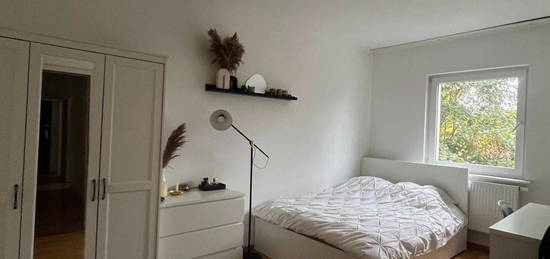 Möblierte 3 Zimmer Wohnung in Berlin 1420€ warm