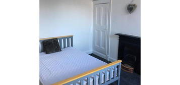 Room to rent in Charles Street, Kettering NN16