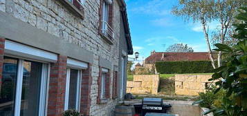 MAISON DE VILLAGE 188m2 SUR TERRAIN 938m2