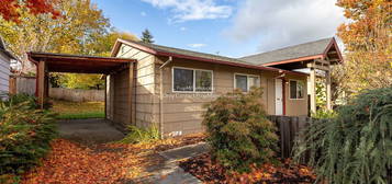 9235 N Seward Ave, Portland, OR 97217