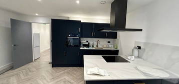 2 bed flat to rent