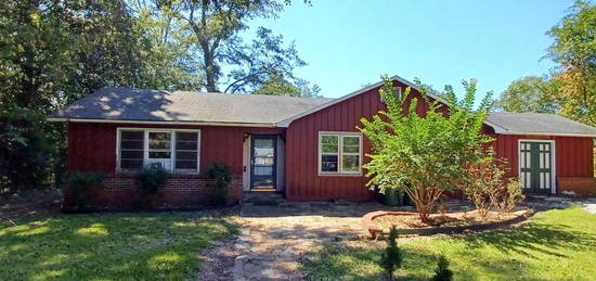 731 Ashland Ave, Wadley, AL 36276