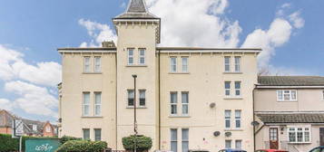 Flat to rent in St. Andrews House, Southsea PO5