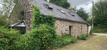 Maison en pierre meublée à 10 km de Quimper