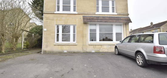 Detached house to rent in Mount Road, Southdown, Bath, Somerset BA2