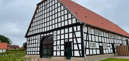 Moderne Erdgeschosswohnung in historischem Fachwerk-Baudenkmal