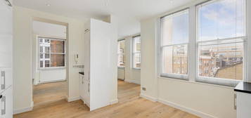 Flat for sale in Cecil Court, Fawcett Street, Chelsea, London SW10