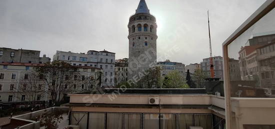 GALATA GALİPDEDE CAD TARİHİ BİNADA SATILIK MANZARALI DAİRE