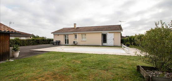 Maison de plain-pied  à vendre, 5 pièces, 3 chambres, 100 m²