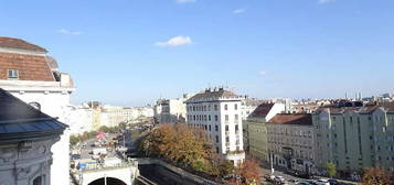 Exklusive Loftartige Dachgeschoßwohnung mit traumhaften Blick auf den Wienfluss im 6 .Bezirkes