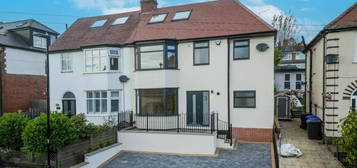 4 bedroom semi-detached house for sale