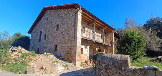 Casa o chalet en venta en Santiurde de Toranzo