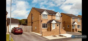 2 bedroom semi-detached house