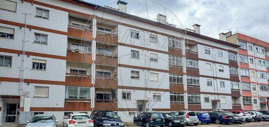 Apartamento T2 para arrendar em Aveiro