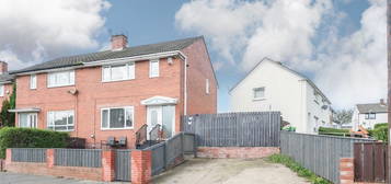 3 bed semi-detached house for sale