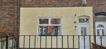 2 bedroom terraced house