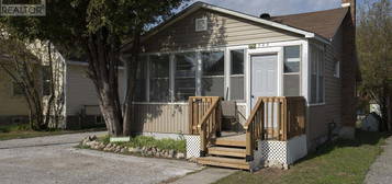 323 FARWELL TER, SAULT STE. MARIE, ON P6C4B4
