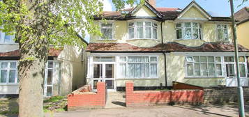 5 bed semi-detached house for sale