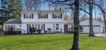 30 Murphy Cir, Florham Park Boro, NJ 07932-2012