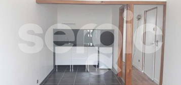 Location appartement 1 pièce 28 m²