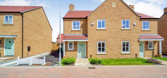 3 bedroom semi-detached house