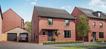 4 bed detached house for sale