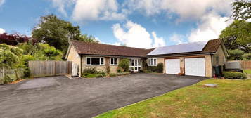 4 bedroom detached bungalow for sale