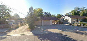 2018 E  10th St, Pueblo, CO 81001