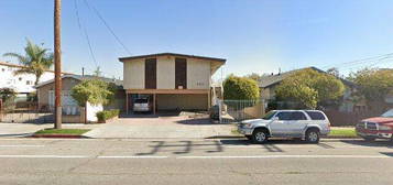 820 Broad Ave, Wilmington, CA 90744