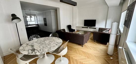 Appartement meublé  à louer, 4 pièces, 3 chambres, 107 m²