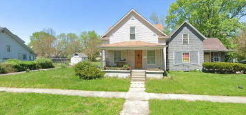 132 W  Cleveland Ave, Elkhart, IN 46516