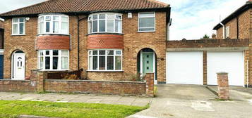 3 bedroom semi-detached house for sale