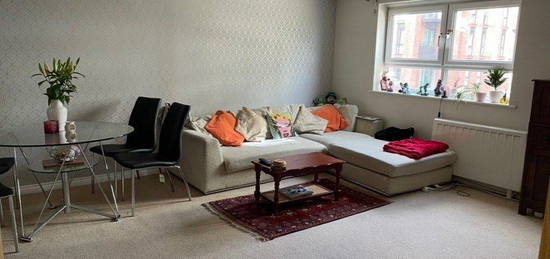 3 bed flat to rent