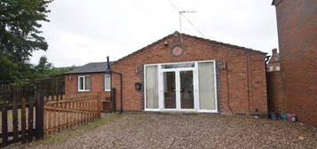 4 bed bungalow to rent