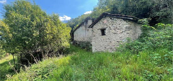 Casale/cascina all'asta in via Gennaro Sora s.n.c