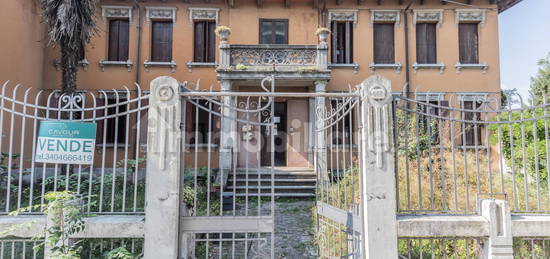 Villa plurifamiliare viale Palmanova 97, Viale Palmanova - Baldasserie, Udine