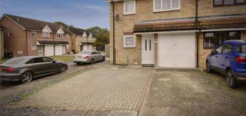 3 bedroom semi-detached house to rent