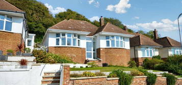 2 bedroom detached house for sale