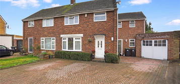 4 bed semi-detached house for sale