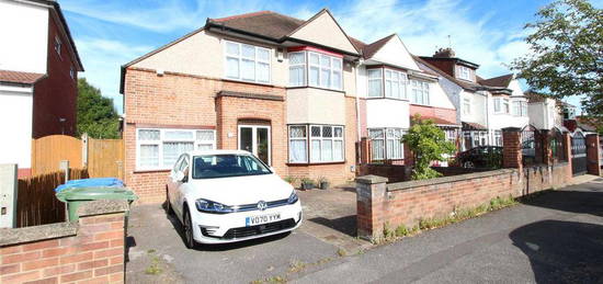 1 bedroom semi-detached house to rent