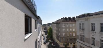 Sonniger und geräumiger Wohntraum im 6.Liftstock mit Balkon bei der U-Bahn - sofort beziehbar