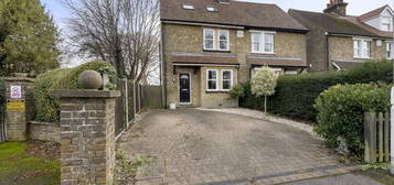 4 bed semi-detached house for sale