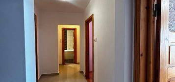 Inchiriez apartament 3 camere Militari (Gorjului)