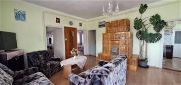 Kaposváron a Tüskevári városrészben családi ház eladó!
