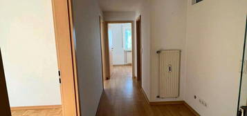 4.Zimmer-Wohnung im DG mit ruhiger Lage !