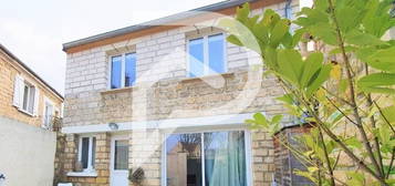 Maison L'isle-adam 2 pièce(s) 46 m2