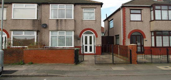 3 bedroom semi-detached house to rent