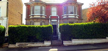 Flat to rent in Granville Road, Broadstairs CT10