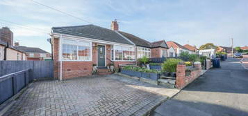 2 bedroom semi-detached bungalow for sale