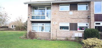 Flat to rent in De Freville Road, Great Shelford, Cambridge CB22